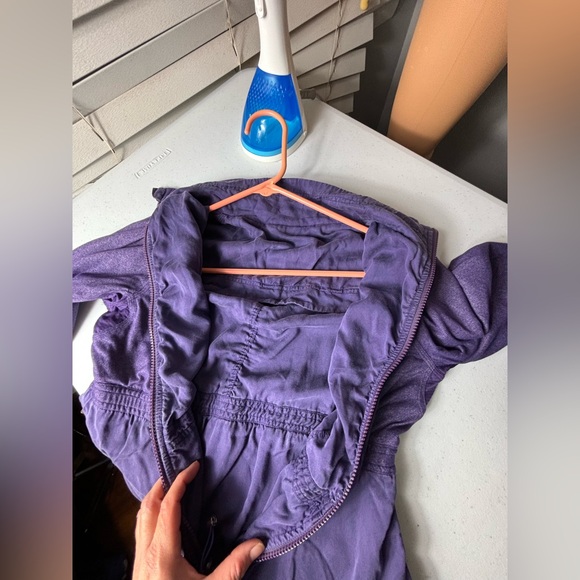 Lululemon Reversible Jacket INNER PEACE Fit & Flare Purple Yoga Size 8 - Picture 15 of 16